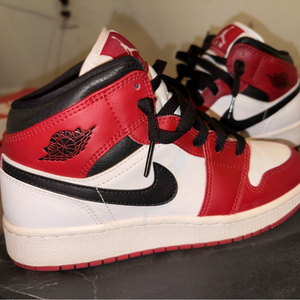 Jordan Kids Mid-Top Sneakers in Red, White & Black